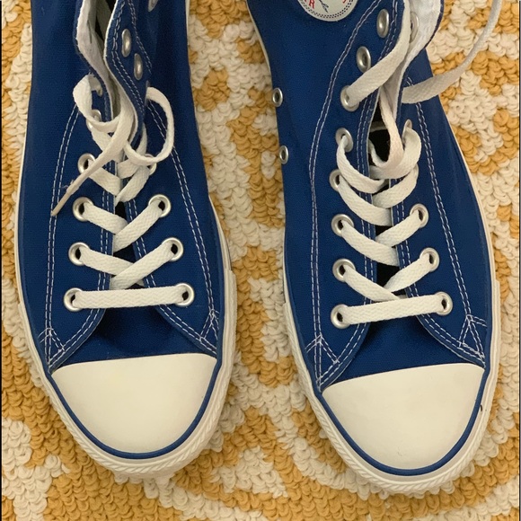 royal blue chuck taylors
